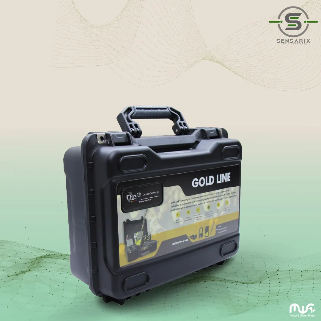 The Gold Line metal detector's battery life indicator showing up to 10 hours of continuous operation.